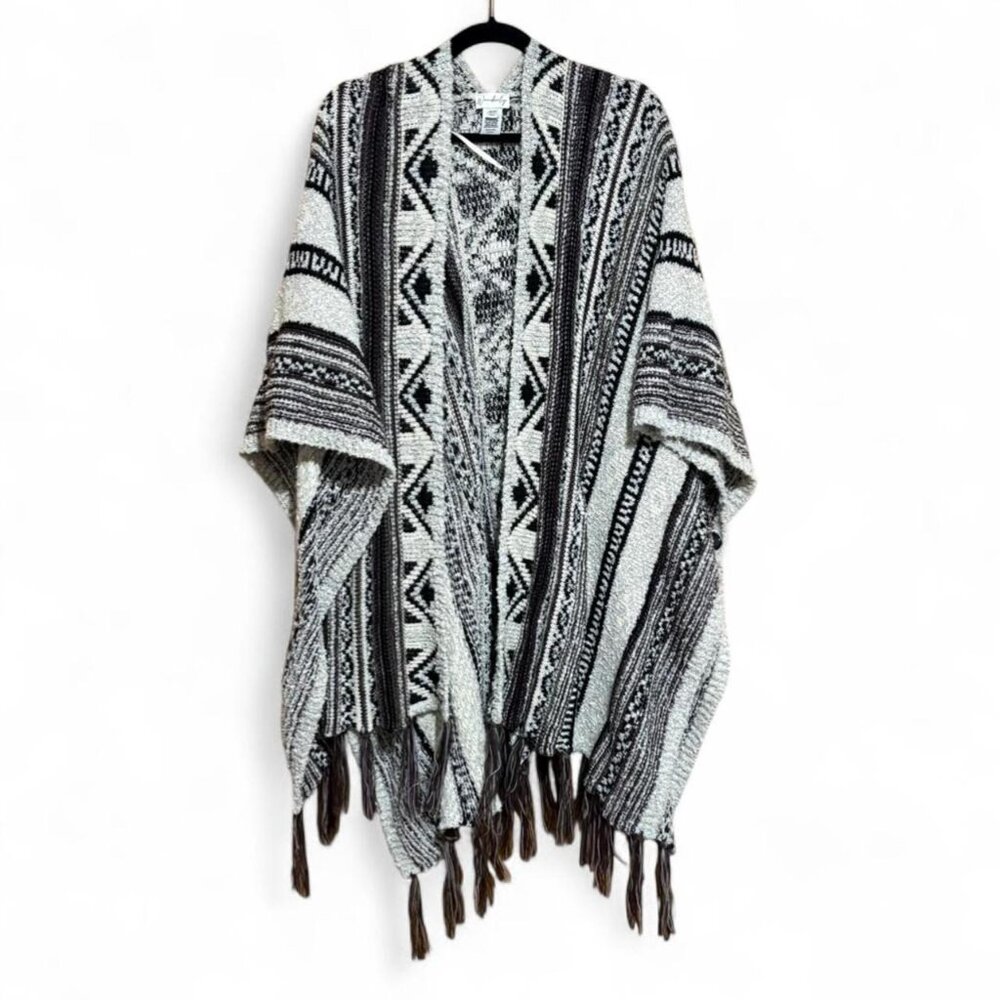 Wonderly‎ boho black & white poncho cardigan sweater with fringe aztec festival